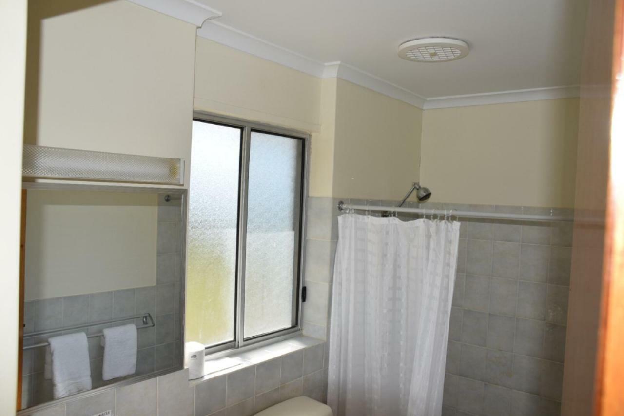 Stansbury Holiday Motel Luaran gambar